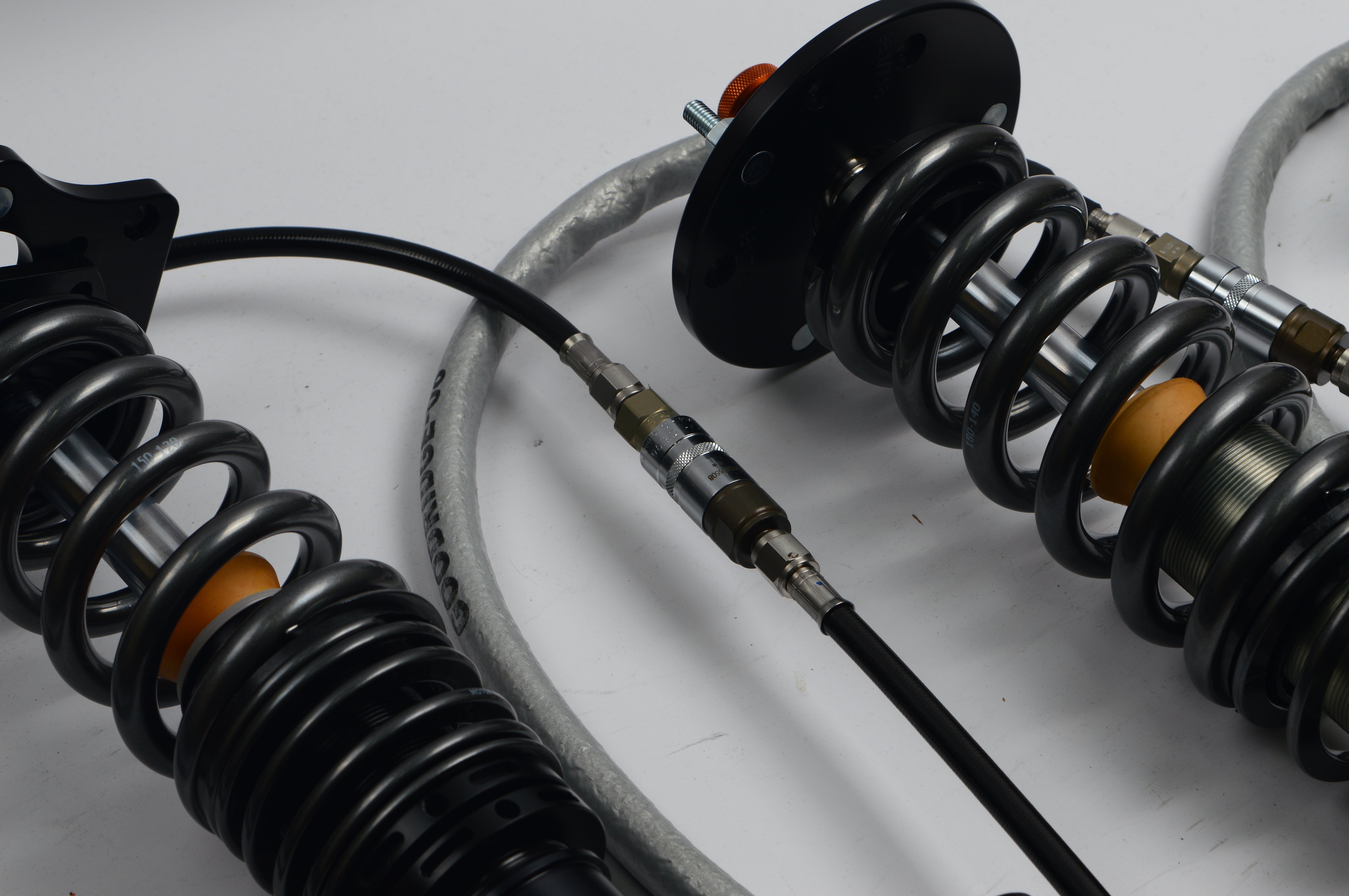 MOTON SUSPENSION 3-WAY COILOVERS: PORSCHE CAYMAN (987)