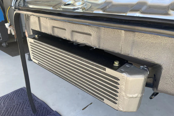 Universal Dual-Pass Oil Cooler / RS Porsche / M22 x 1.5 / 22L x 4.75H x 2.16W
