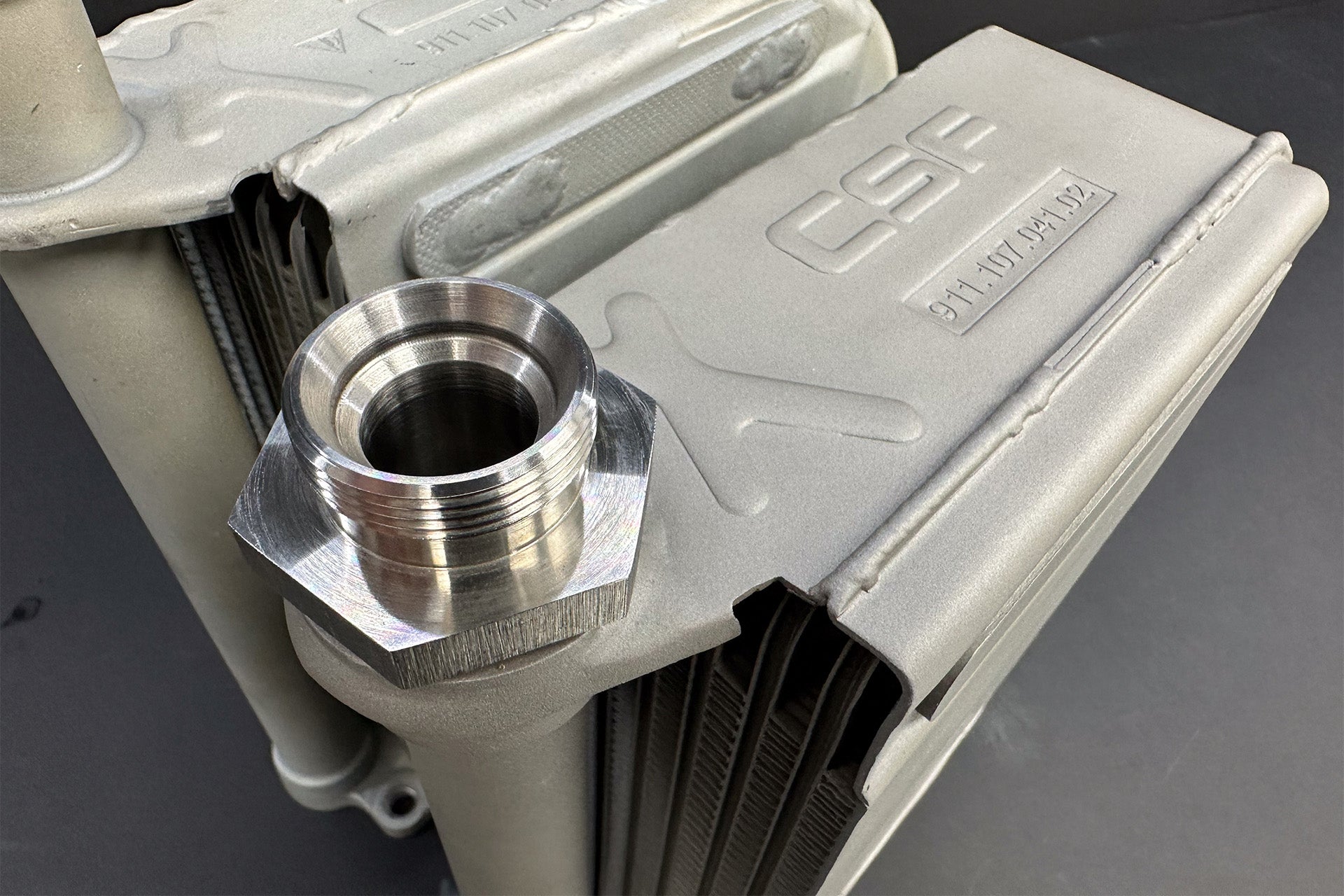 Porsche 911/930 Turbo Engine Oil Cooler Features (CSF #8242)