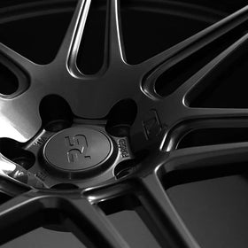 RSf72 20x9.5 • ET25 • 5:112 • 66.5CB Black • Gloss - 0