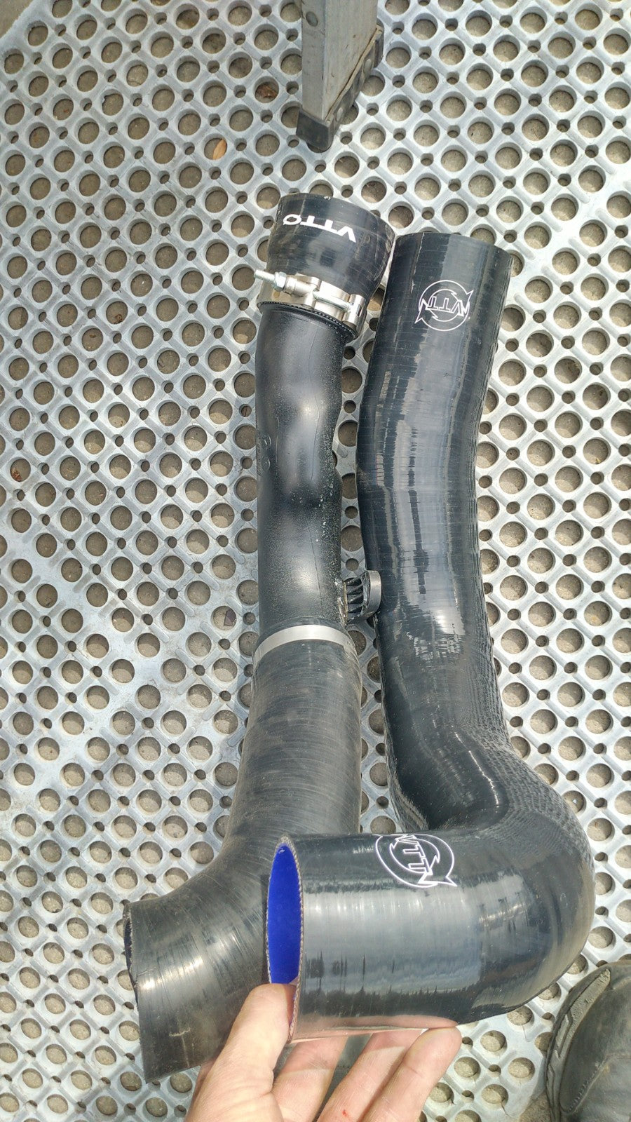 VTT 8V RS3/8S TTRS Silicone Charge pipes
