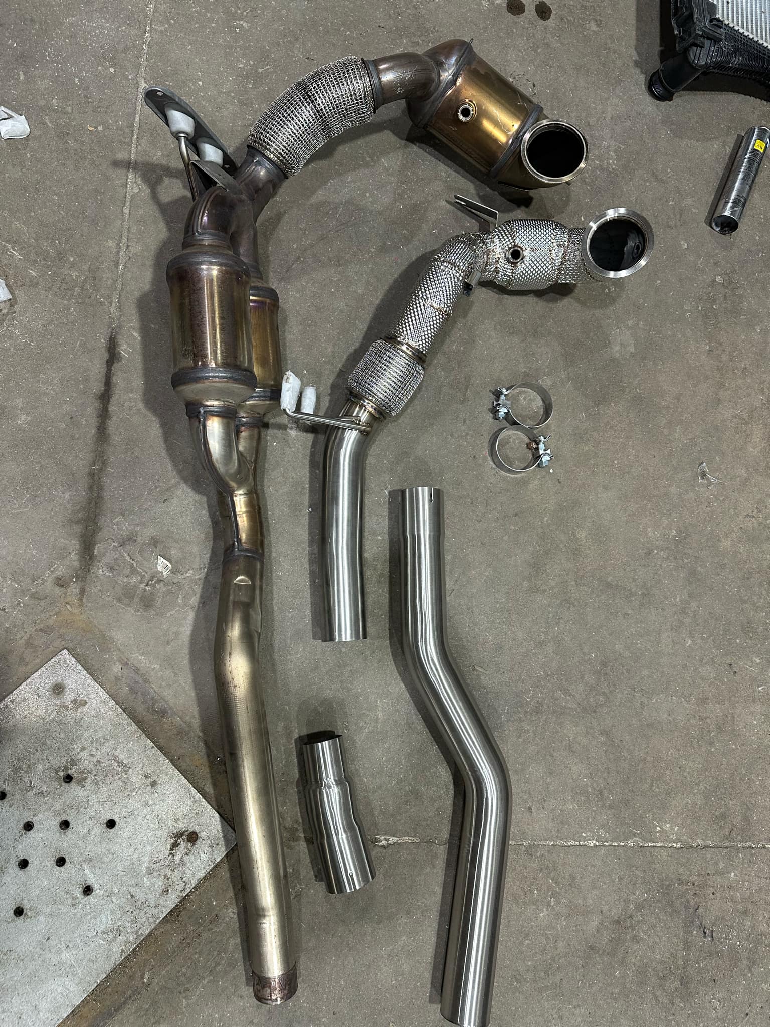 2022+ MK8 Golf R / 8Y S3 2.0T Catless downpipe