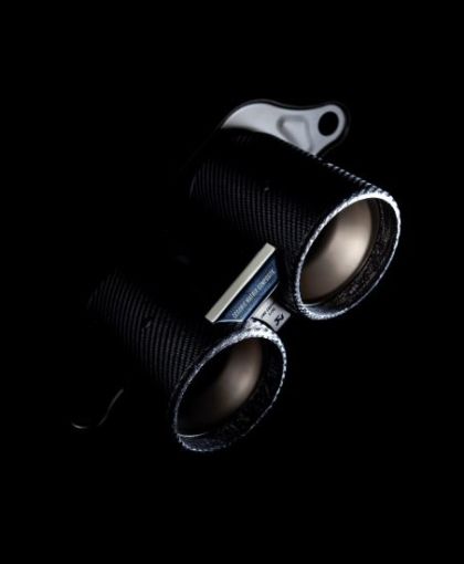 AKRAPOVIČ CARBON FIBER REAR DIFFUSER WITH CERAMIC COMPOSITE TAIL PIPES: 2018–2019 PORSCHE 911 GT3 RS