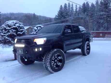 Road Armor 12-15 Toyota Tacoma Stealth Front Winch Bumper w/Pre-Runner Guard - Tex Blk