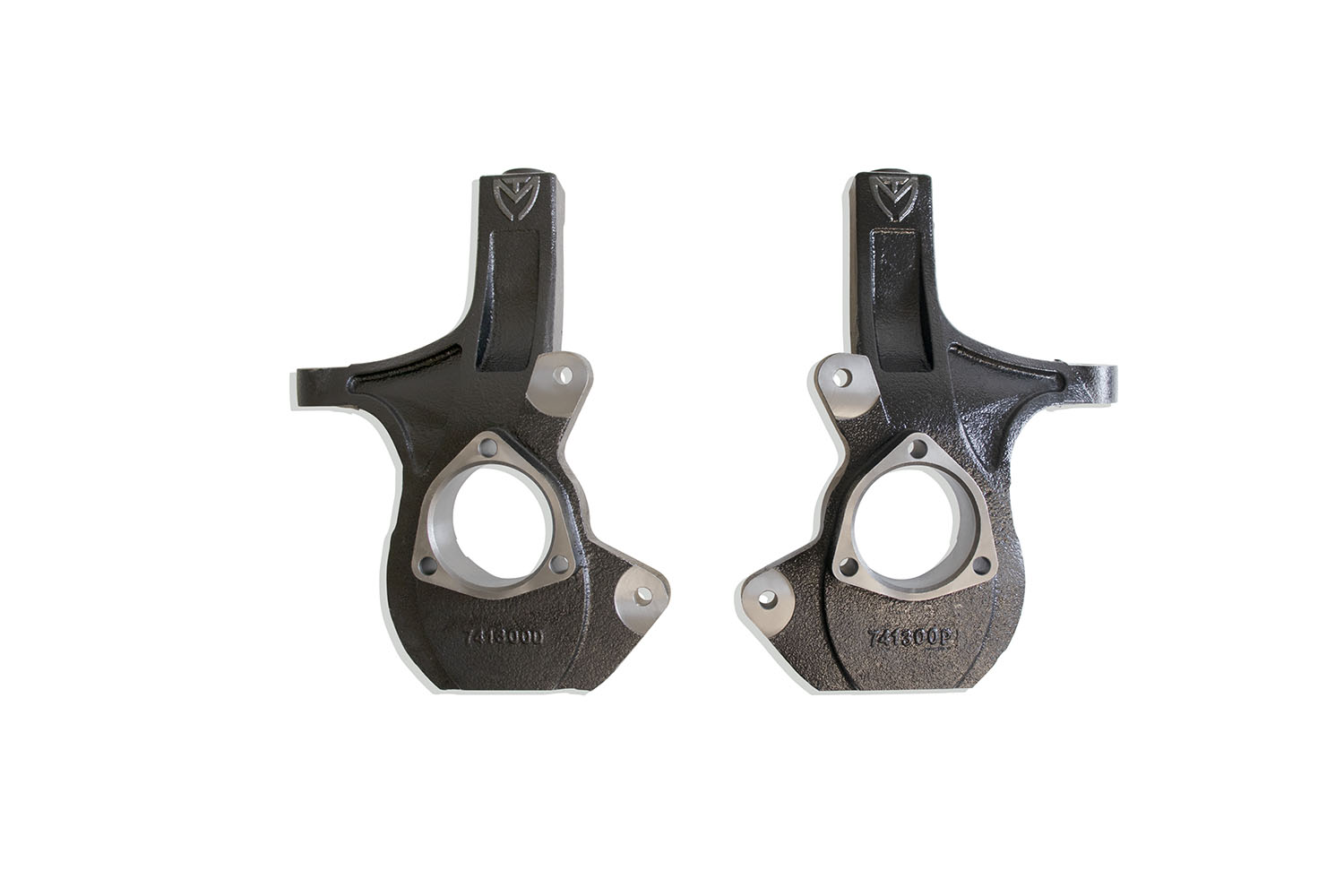 MaxTrac 07-16 GM K1500 4WD Front Steering Knuckles - Component Box 1