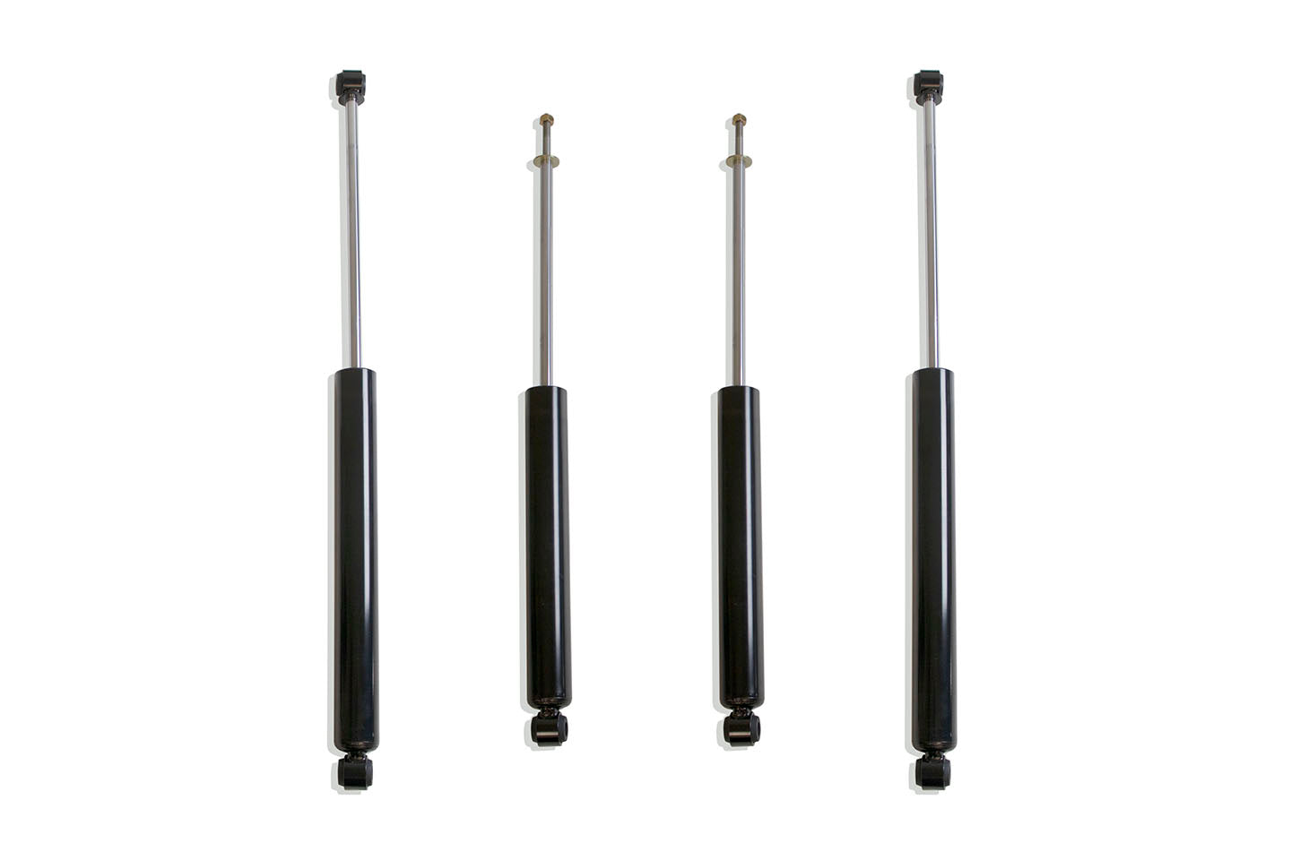 MaxTrac 17-19 Ford F-250/350 4WD Dually 4in Front & 1in Rear Shock Absorbers