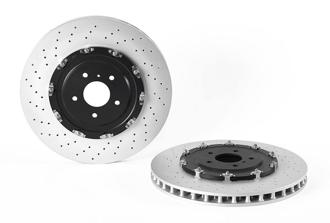 BREMBO OE ROTORS: 2015–2020 NISSAN GT-R
