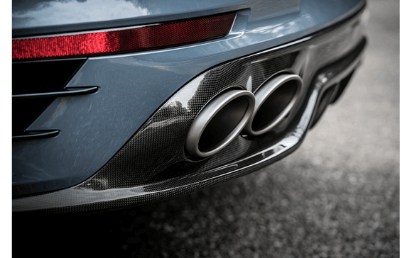Akrapovic 16-17 Porsche 911 Turbo/Turbo S (991.2) Rear Carbon Fiber Diffuser - High Gloss