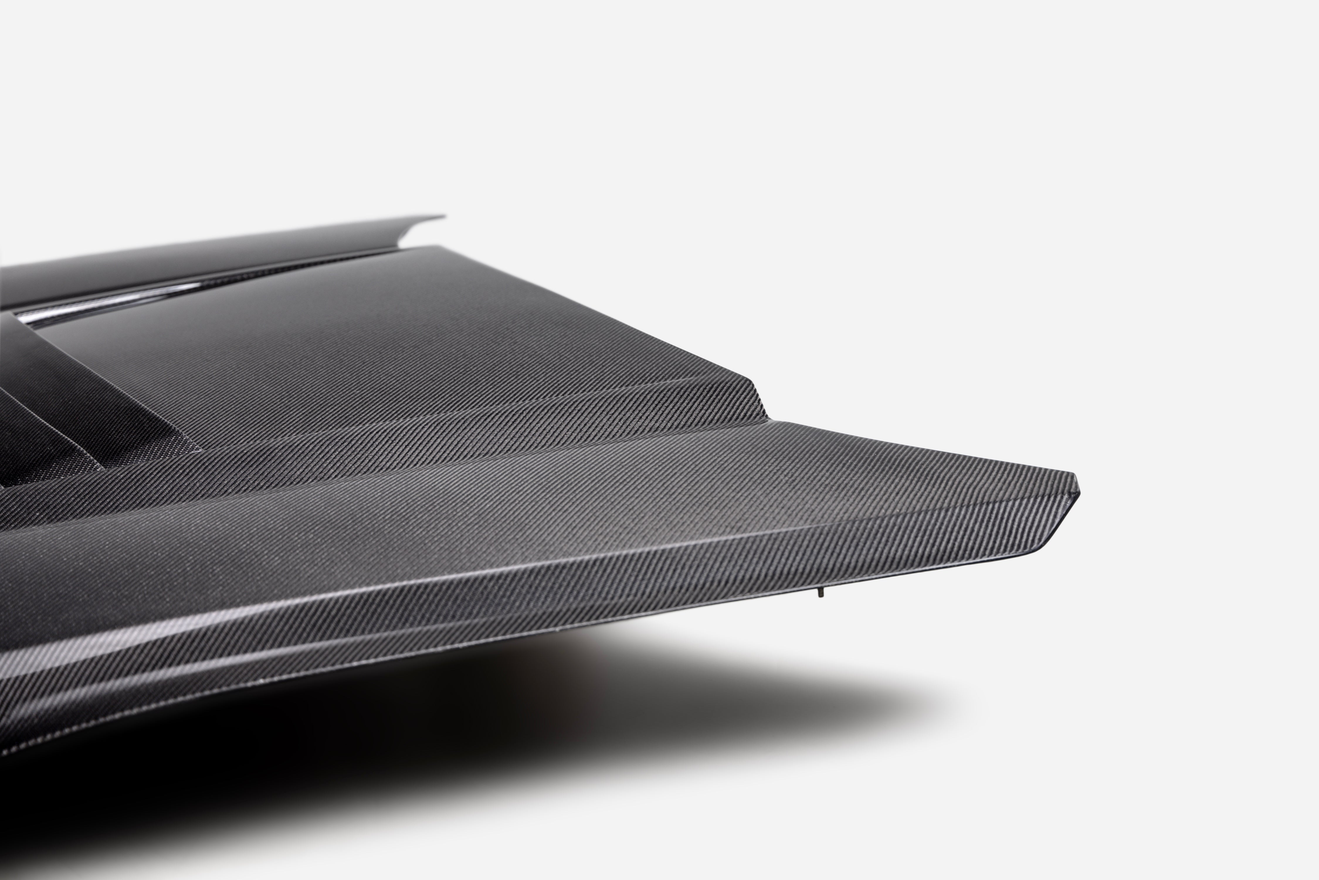 2024 FORD MUSTANG TYPE-GT5 DOUBLE-SIDED CARBON FIBER HOOD