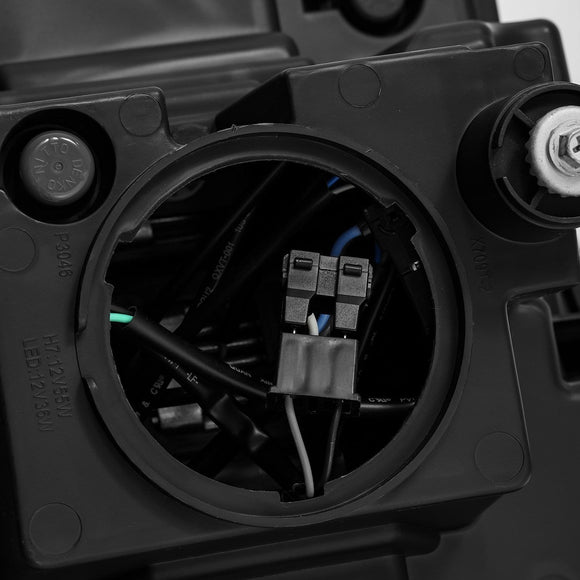 AlphaRex 14-18 GMC Sierra PRO-Series Proj Headlights Plank Alpha Blk w/Activ Light/Seq Signal/DRL