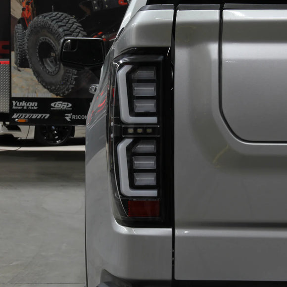 ( Spyder ) GMC Sierra 2019-2020 1500 Incandescent Bulb Model Only ( Not Compatible With LED Model ) LED Tail Lights - Black Smoke