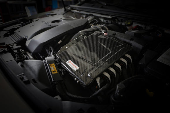 W177 A250 _ A35/  C118 CLA 250 _ CLA35 /  X247 GLB35 (M260)  Air intake (aluminum base + carbon fiber cover)