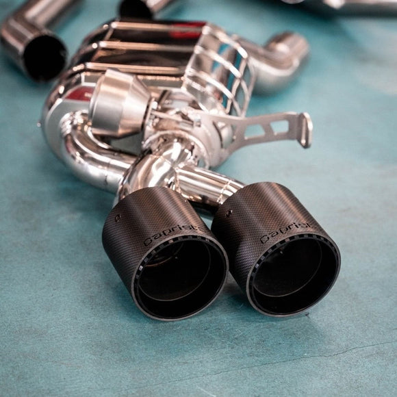 Capristo Valved Exhaust With Bevelled Carbon Fiber Tips (E2P) | Audi RS6/RS7 C8