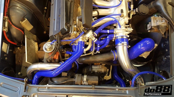 do88 87-93 SAAB 900 Turbo BigPack Front Mount Intercooler Kit w/Blue Hoses