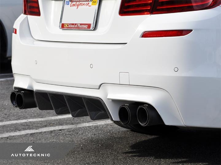 AutoTecknic Dry Carbon Competition Center Diffuser | BMW F10 M5
