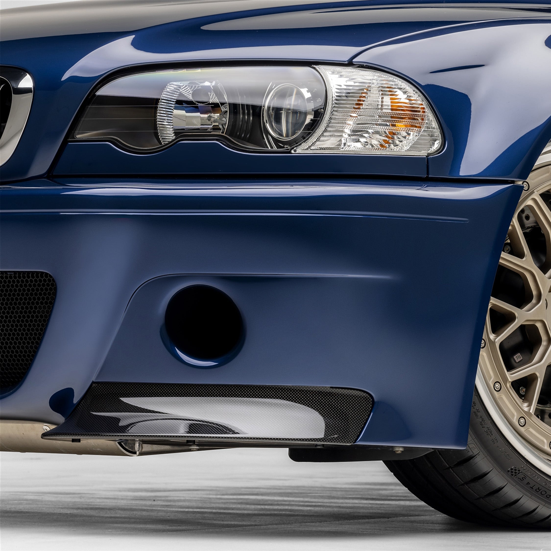 BMW E46 M3 V-CSL AERO FRONT BUMPER