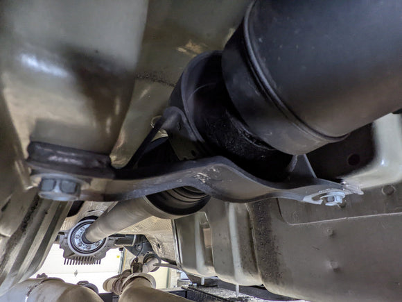 LD Facelift (2015+) Dodge Charger/Challenger/Chrysler 300 Driveshaft Center Support Bearing Carrier Upgrade (CHR01A0)