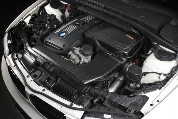 E8X 135i / E82 1M (N54B30)  Carbon Fiber Air Intake