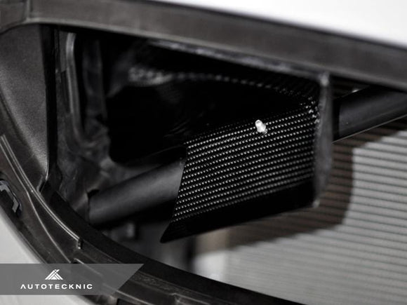 AutoTecknic Dry Carbon Fiber Intake Air Duct | BMW F90 M5