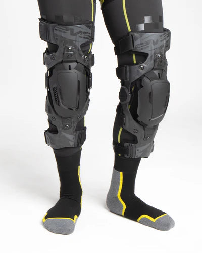 EVS Web Eclipse Knee Brace Black - Large/Right