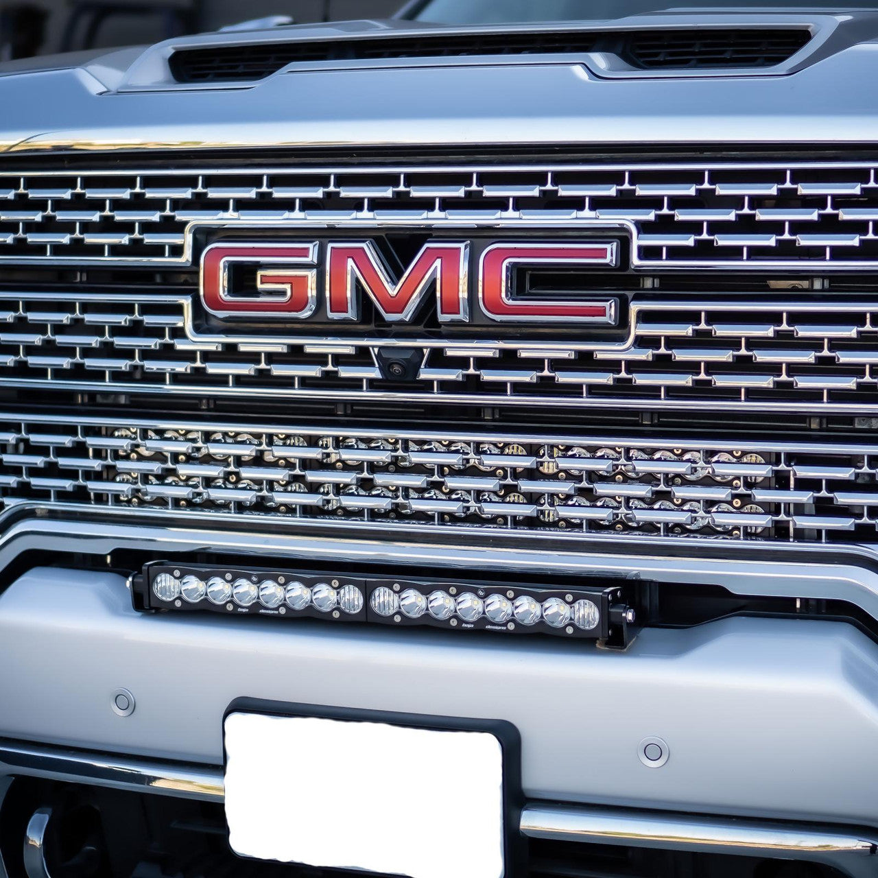 Baja Designs GMC 2020-22 Sierra 2500HD/3500HD Dual 30in Grille Light Bar Kit - 0