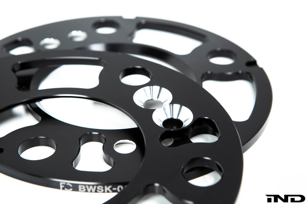 Future Classic - BMW 5x120 Wheel Spacer Kit - 12mm Lug