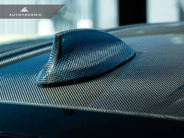 AUTOTECKNIC Dry Carbon Roof Antenna Cover - BMW G82 M4
