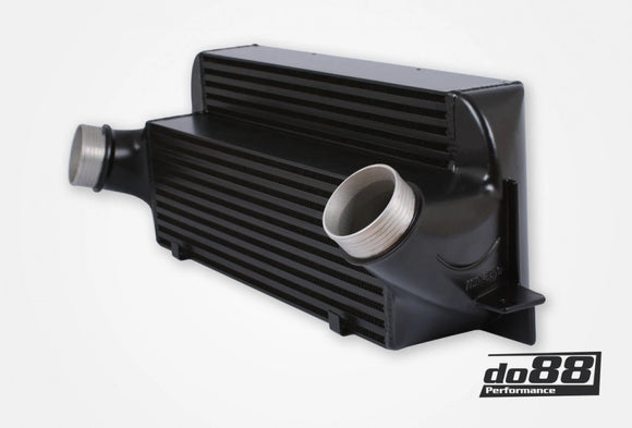 do88 07-13 BMW 135i/335i N54/N55 (E82/E88/E9X) Intercooler