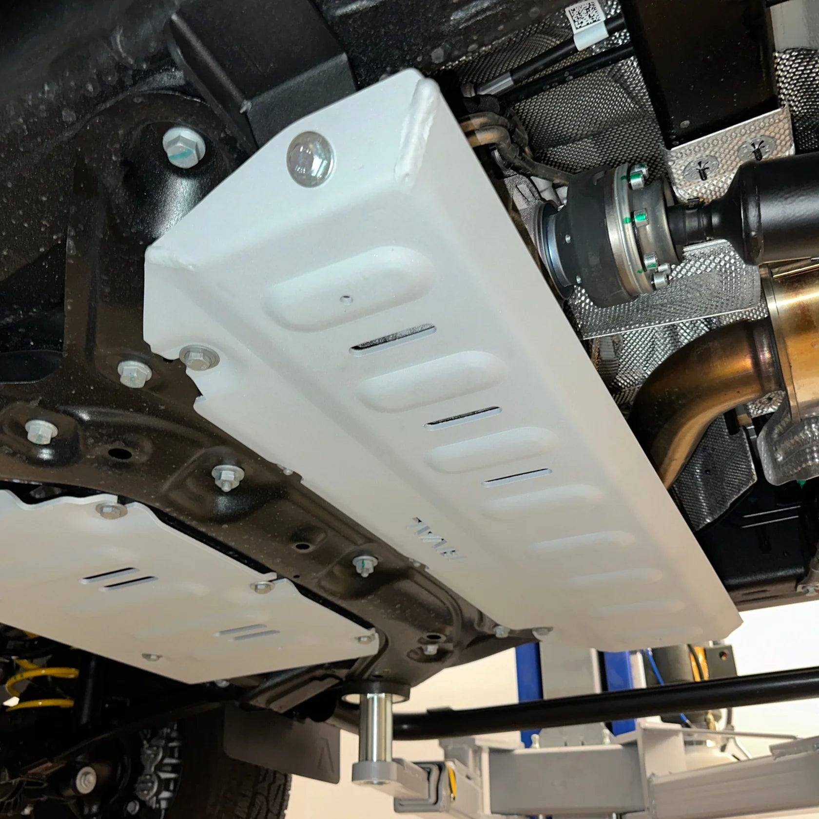 RIVAL Gen2 Aluminum Transfer Case Skid Plate Ineos Grenadier | Ineos Quartermaster