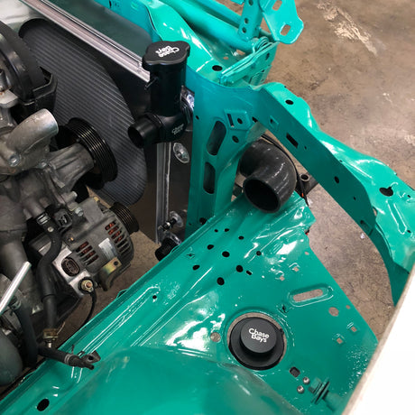 Chase Bays -20AN to -16AN Raised Inline Filler Neck (w/o Cap)