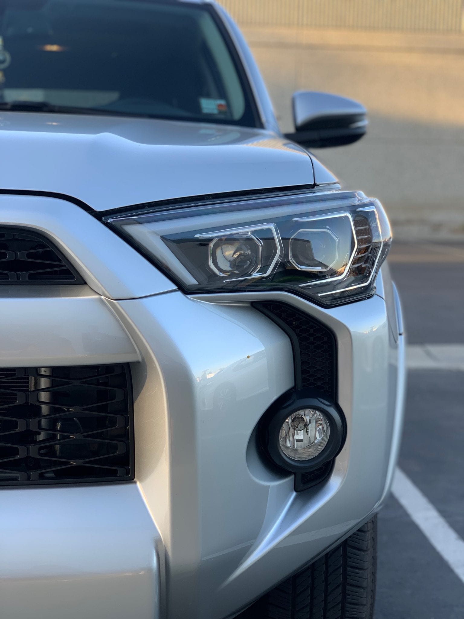 AlphaRex 14-20 Toyota 4Runner PRO-Series Projector Headlights Plank Style Chrm w/Sequential Signal