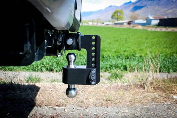 Weigh Safe 8in Drop Hitch w/Built-in Scale & 2.5in Shank (10K/22K GTWR) w/WS05 - Steel