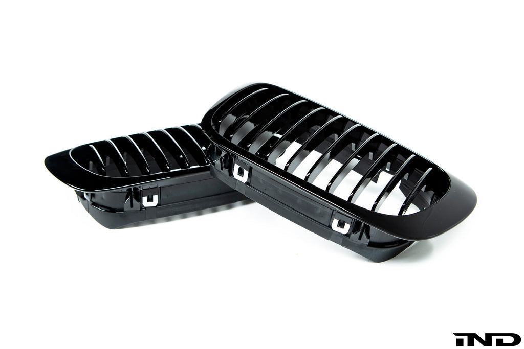 IND E46 M3 Painted Front Grille Set - 0