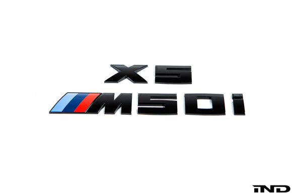 IND G05 X5 M50i Painted Trunk Emblem