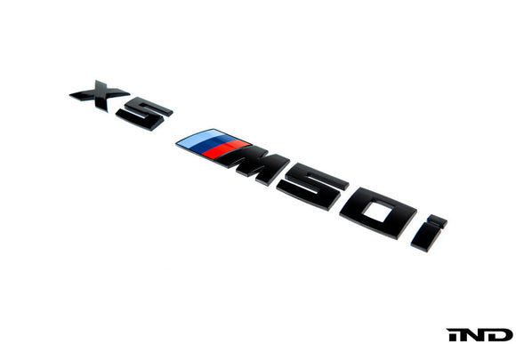 IND G05 X5 M50i Painted Trunk Emblem