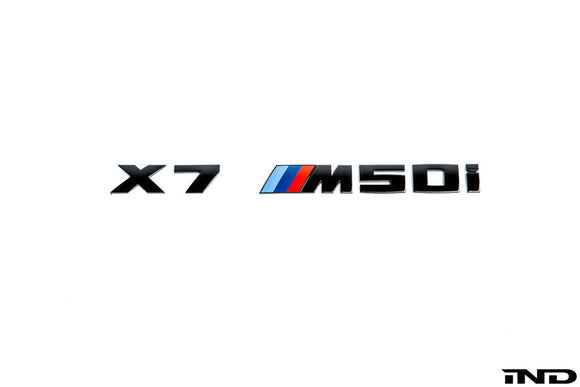 IND G07 X7 M50i Painted Trunk Emblem