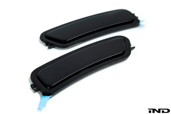 IND G15 M850i Painted Front Reflector Set