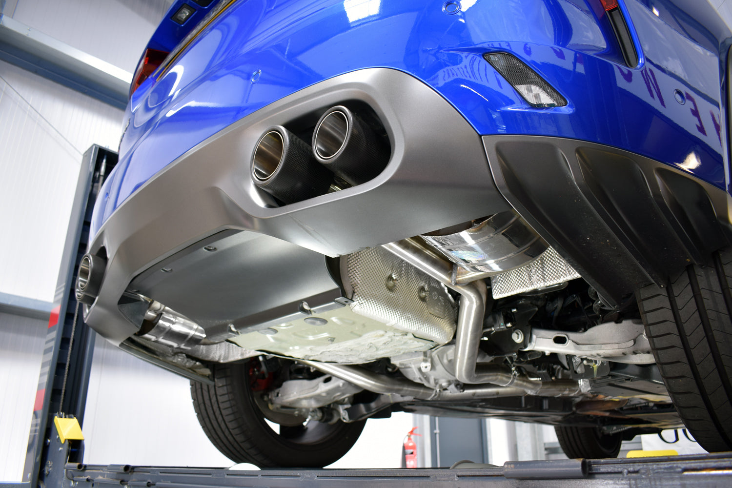 Jaguar F Pace SVR 5.0 - Sport Exhaust with Sound Architect™ (2019 on)