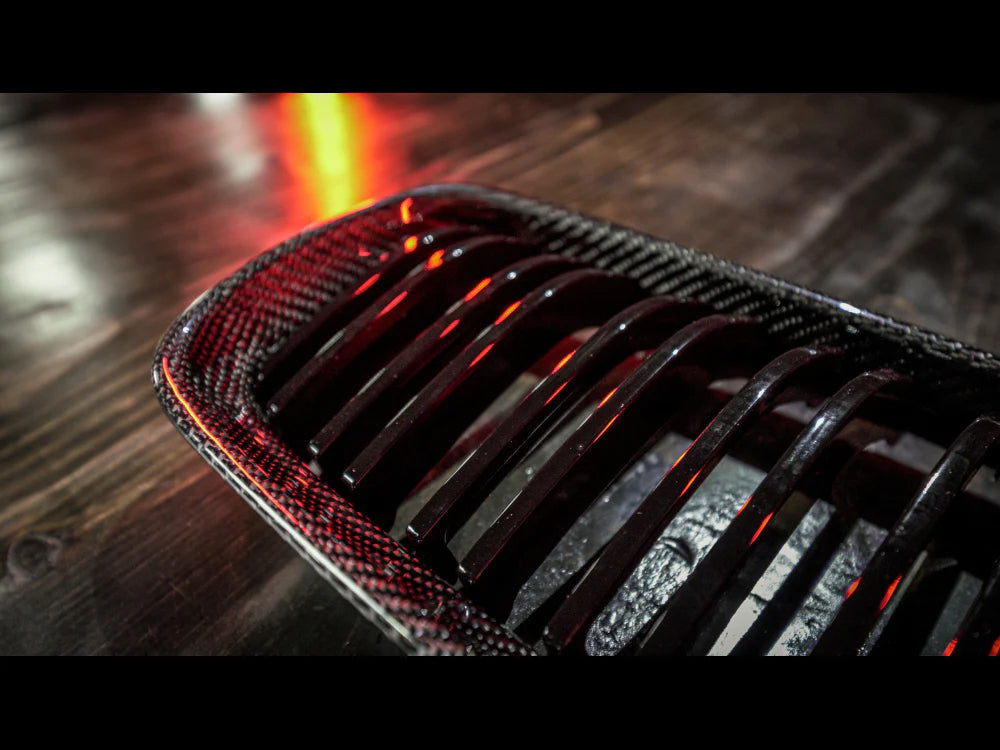 2008-2012 BMW 3 Series (E90) LCI Carbon Fiber Double Slatted Kidney Grilles