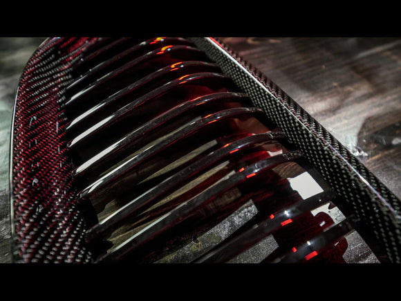 2008-2012 BMW 3 Series (E90) LCI Carbon Fiber Double Slatted Kidney Grilles