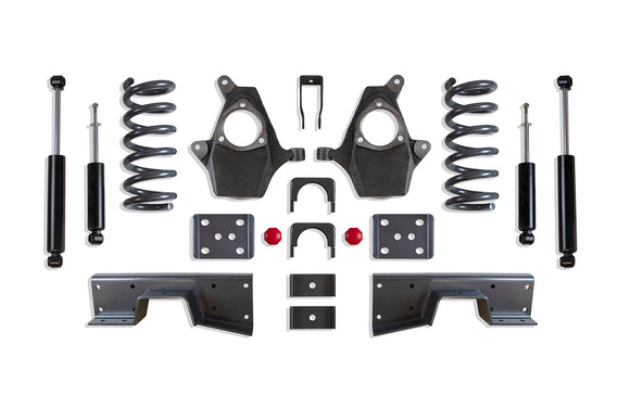 MaxTrac 99-06 GM C1500 2WD V8 4in/6in Lowering Spindle Kit