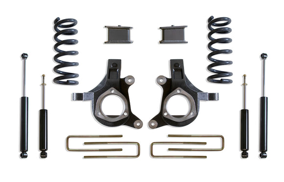 MaxTrac 99-06 GM C1500 2WD V8 5in/3in Spindle Lift Kit