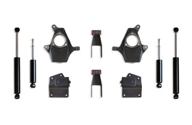 MaxTrac 99-06 GM C1500 2WD 2in/4in Lowering Spindle Kit