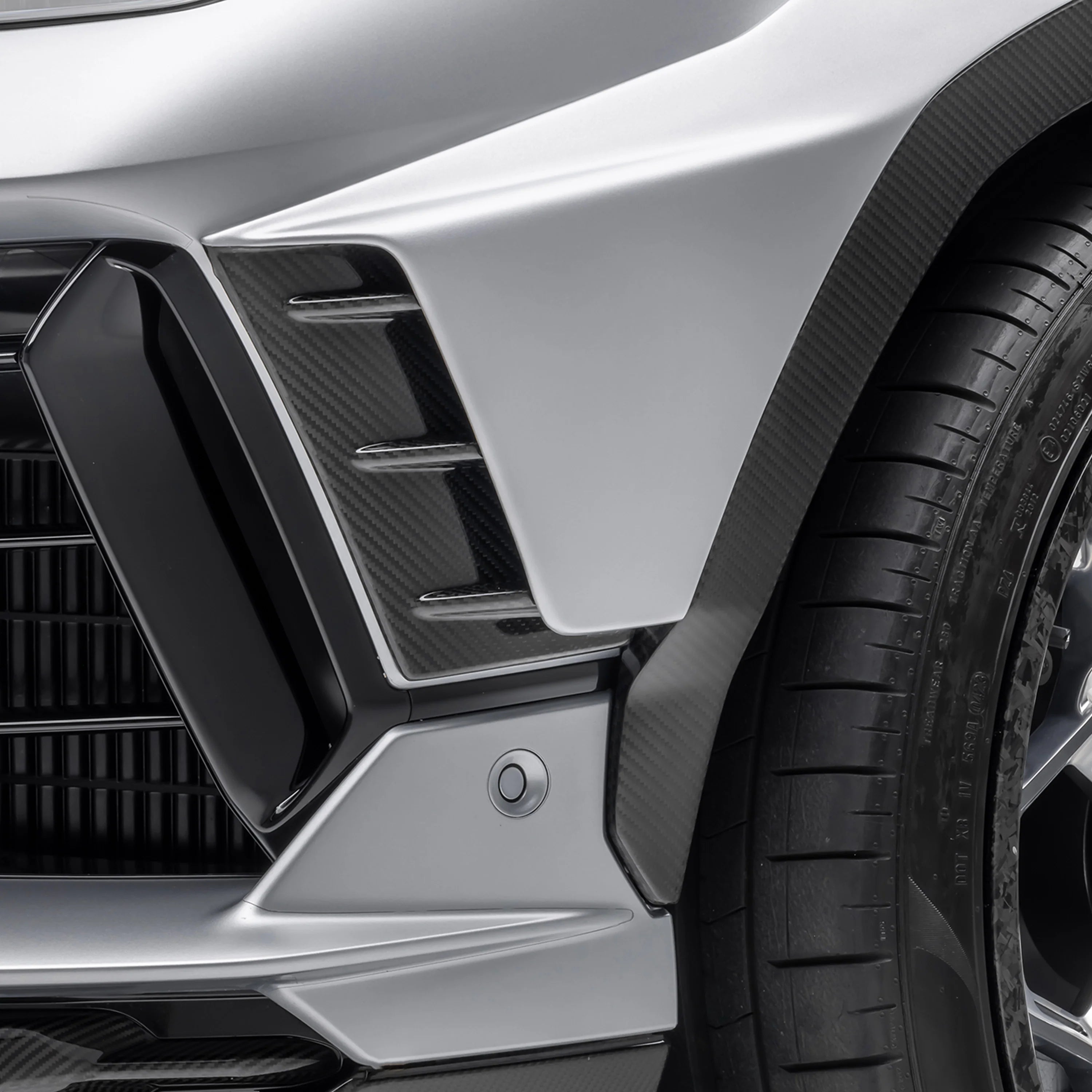 LAMBORGHINI URUS PERFORMANTE EDIZIONE AERO FENDER FLARES (NOT COMPATIBLE IF CANARDS 2027LOV ARE SELECTED)