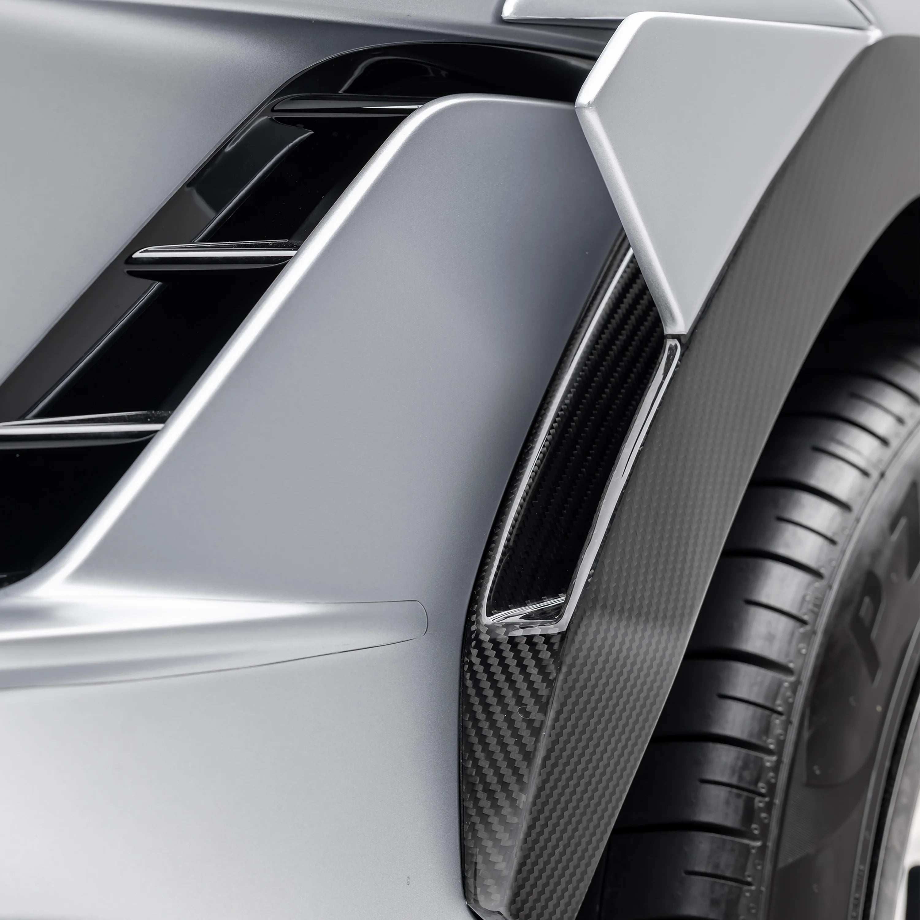 LAMBORGHINI URUS PERFORMANTE EDIZIONE AERO FENDER FLARES (NOT COMPATIBLE IF CANARDS 2027LOV ARE SELECTED)