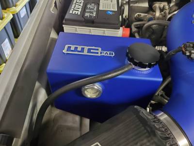 Wehrli 01-07 Chevrolet 6.6L LB7/LLY/LBZ Duramax OEM Placement Coolant Tank Kit - Gloss Black - 0