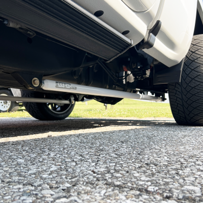 Wehrli 11-19 Duramax RCLB/CCSB/ECSB 60in Traction Bar Kit - Gloss White - 0