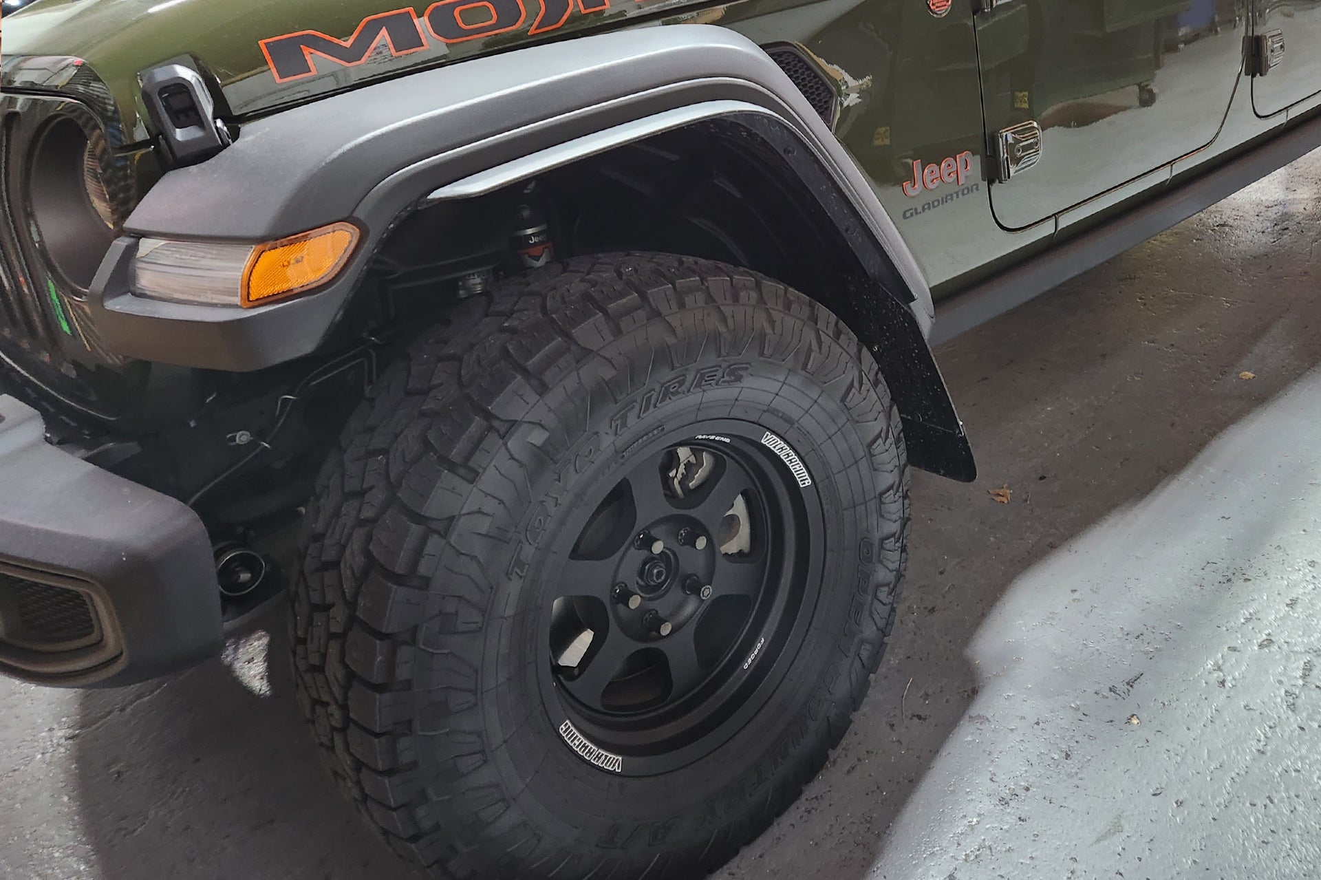 RALLY ARMOR MUD FLAPS: 2019–2023 JEEP GLADIATOR JT MOJAVE & RUBICON