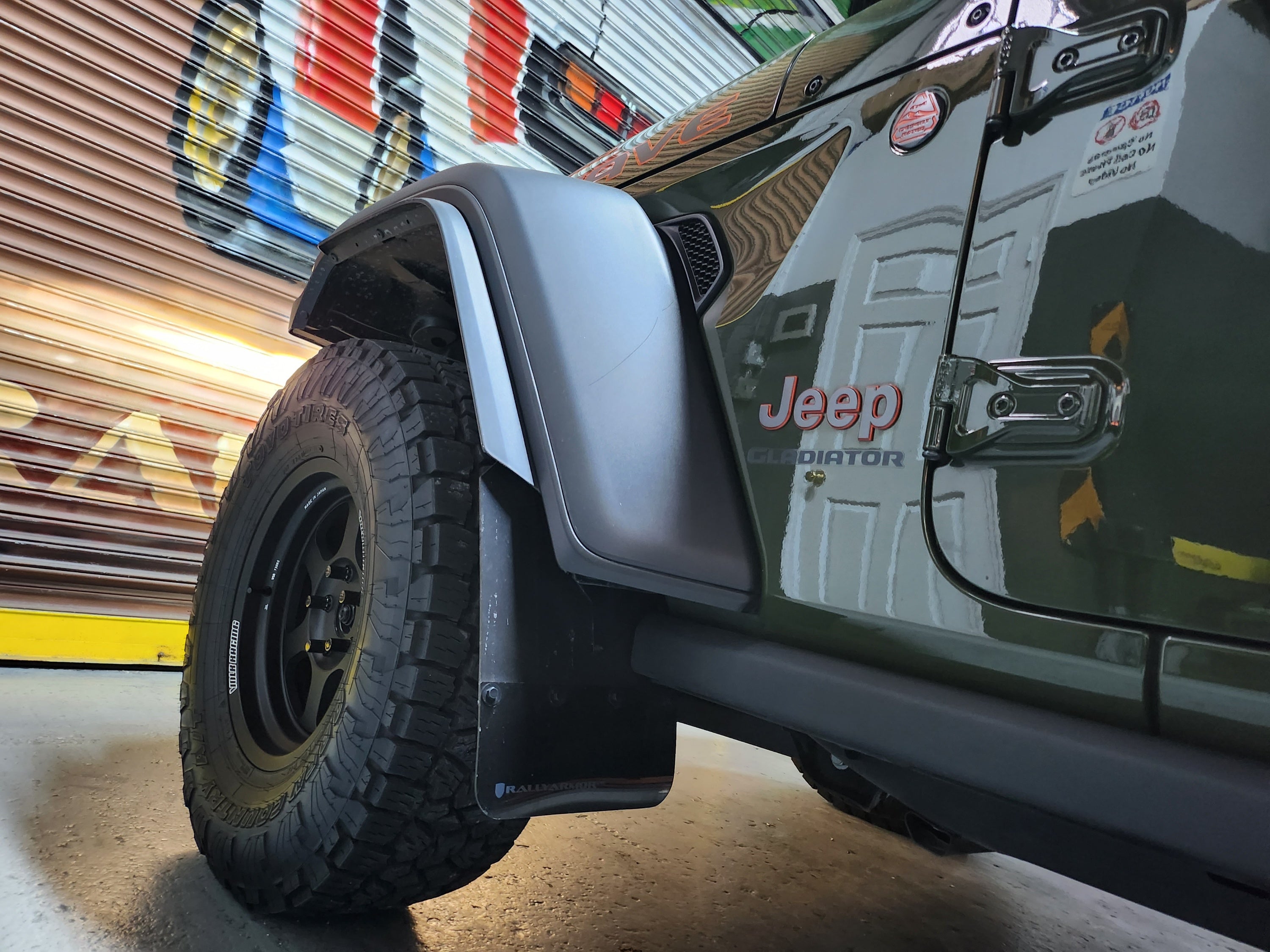 RALLY ARMOR MUD FLAPS: 2019–2023 JEEP GLADIATOR JT MOJAVE & RUBICON