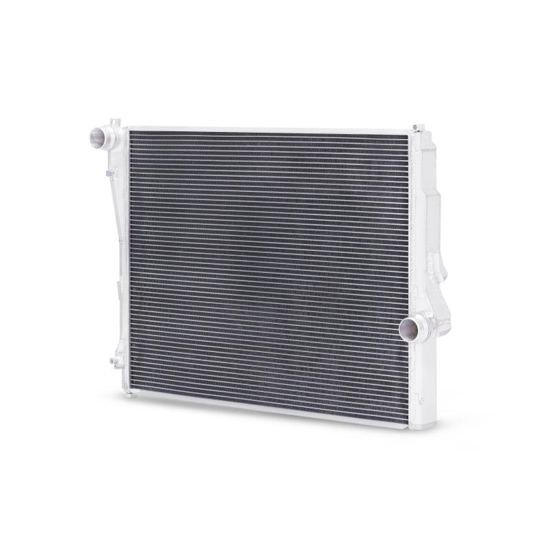 Mishimoto 99-06 BMW 323i/323i/328i/330i w/ Auto Transmission Performance Aluminum Radiator - 0
